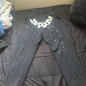 Black sp5der pants